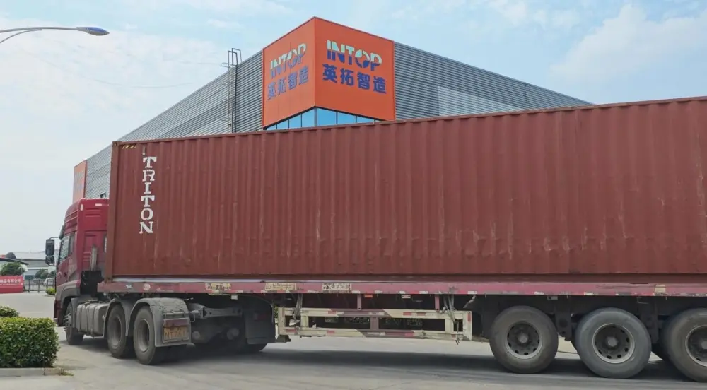 Dự án của khách hàng Tanzania: 3 dây chuyền sản xuất đồ uống hoàn chỉnh, container 17 x 40'HQ đã khởi hành từ Thượng Hải đúng lịch trình Dự án của khách hàng Tanzania: 3 dây chuyền sản xuất đồ uống hoàn chỉnh, container 17 x 40'HQ đã khởi hành từ Thượng Hải đúng lịch trình